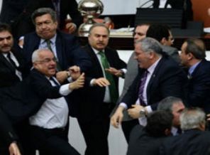 İç Güvenlik Paketi tekrar görüşülecek