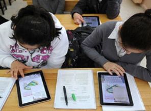 Kalemli tabletler Mayıs'tan itibaren dağıtılacak