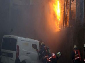 Beyoğlu'ndan korkutan patlama!