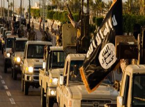 IŞİD ölen militanlarının kafasını kesip beraberinde götürdü