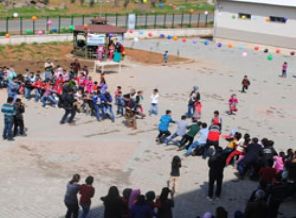 İHH Suruç'ta 300 yetimi sevindirdi