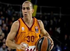 Carlos Arroyo yeni takımını buldu