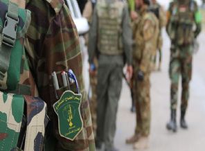 IŞİD'ten alınan bölgelere Hamaney ve Sistani posterleri