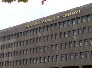 'Usulsüz dinleme' davaları başladı