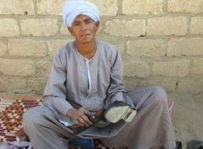 43 yıl boyunca erkek kılığına girip işe gitti