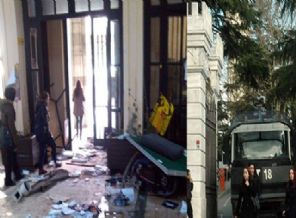 İstanbul Üniversitesi'nde kavga