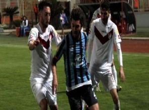 Adana Demir, 90'da güldü