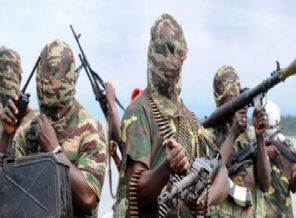 Boko Haram'ın girdiği köyde başsız cesetler bulundu