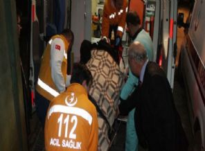 MHP'lileri taşıyan otobüs kaza yaptı!