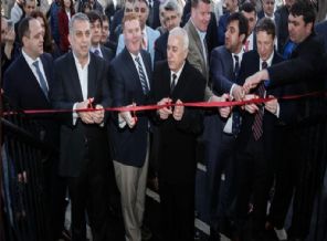 Diyanet İşleri ABD'de cami açtı