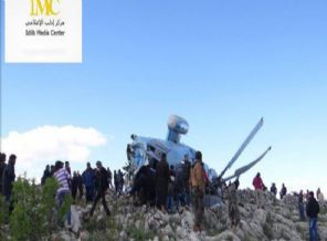 Esed rejiminin helikopteri düştü (Video)