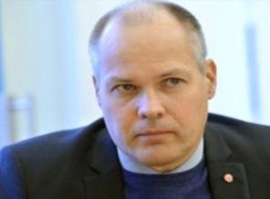 İsveçli Bakan'a tüplü saldırı