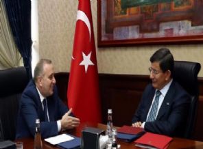 Davutoğlu, Schetyna ile görüştü