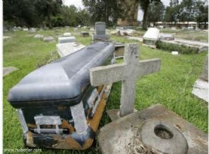 Tabutta uyandı, hastanede öldü