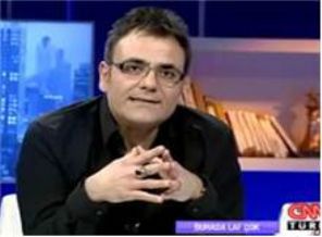 Ünlü sunucu hastaneye kaldırıldı