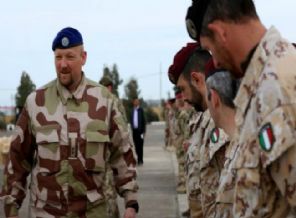 İngiltere 'eğit-donat'a katılıyor