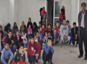 Suriyeli çocuklardan futbolcu yetiştirecekler