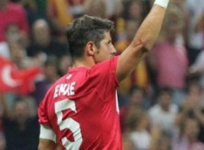 Emre Belözoğlu'na tepki