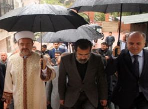 Özgecan’ın babasına ’iyilik’ ödülü