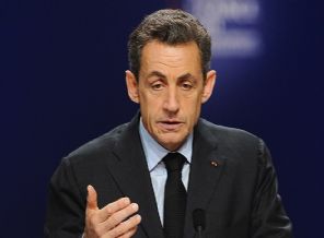 Sandıktan yine Sarkozy çıktı
