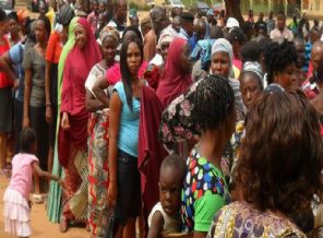 Nijerya'daki seçimlerde Müslüman aday önde