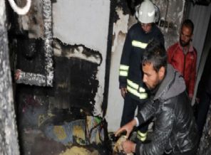 Suriyeli ailenin kaldığı ev yandı