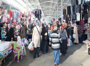 Ayşe teyzeyi böyle ağlattılar