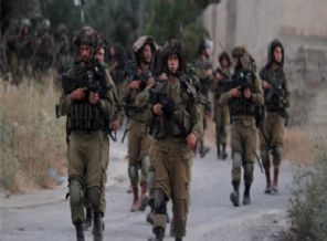 İsrail 8 Filistinliyi gözaltına aldı