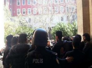 İstanbul Üniversitesi'nde 21 gözaltı