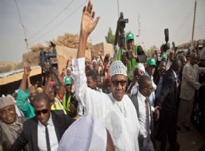 Nijerya'da seçiminin galibi Buhari