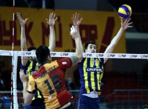 G.Saray, Fener'i yıktı