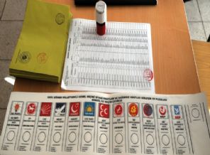 YSK'dan seçmeni ve partileri ilgilendiren flaş karar
