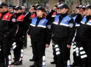 Polislikte yaş sınırı değişti