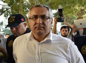 Yurt Atayün'den vekillik başvurusu