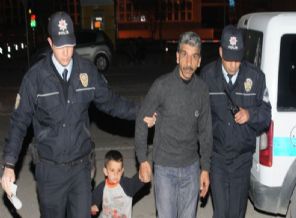 Suriyeli eşini döverek öldürdü iddiası