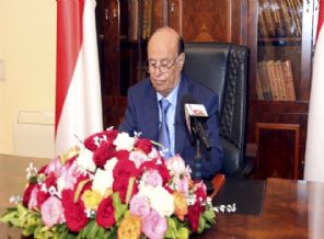 Hadi, o komutanları görevden aldı