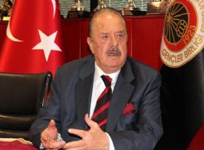 'Aziz Yıldırım evinde otursun'