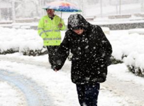 10 Nisan cuma okullar tatil edilir mi?