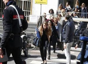 Adalet Sarayı'nda silahlı saldırı, hakim öldürüldü