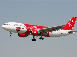 Uçağın motoru havada patladı