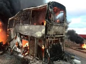 Fas'ta otobüs petrol tankeriyle çarpıştı: 33 kişi öldü