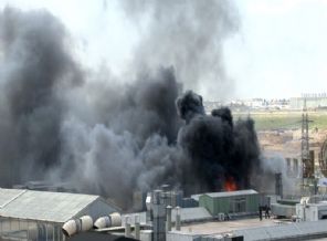 İstanbul Kuyumcukent’te korkutan yangın