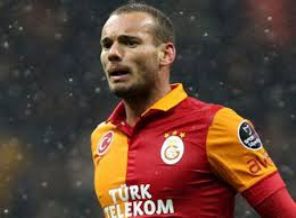 Sneijder aşkı alevlendi!