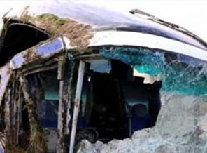 Eskişehir'de yolcu otobüsü devrildi: 21 yaralı