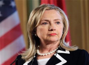 Clinton adaylığını resmen açıkladı