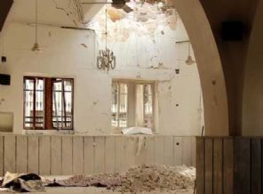 Esed'e bağlı birlikler İdlib'te cami vurdu