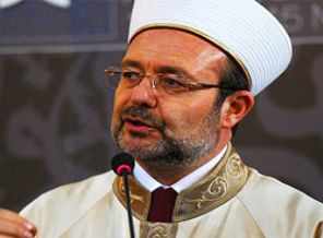 Görmez'den Papa'ya sert eleştiri