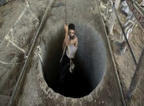 Sisi'den Gazze'ye tünel darbesi