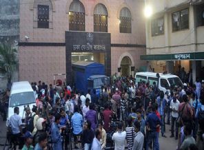 Bangladeş'te beş lider daha idamı bekliyor