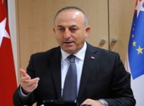Çavuşoğlu: Papa Türkiye’de başka dışarıda başka